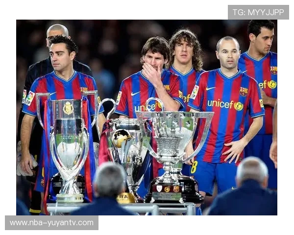 历代足球巨星风采回顾与影响力探析从贝利到梅西的时代变迁